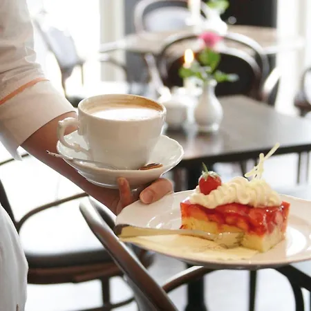 Upstalsboom מלון