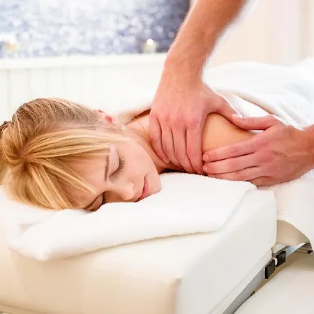 מלון Upstalsboom 4*