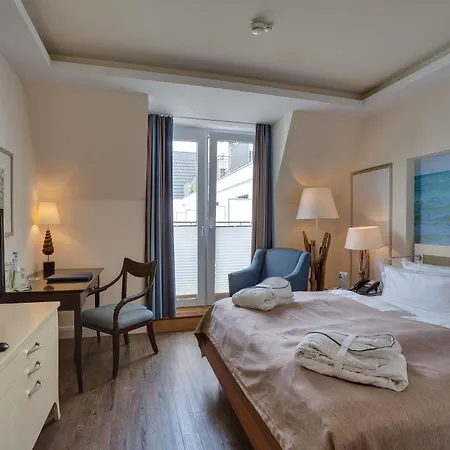 Upstalsboom מלון 4*